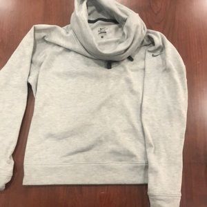 🌺LAST CHANCE🌺Gray Nike hoodie